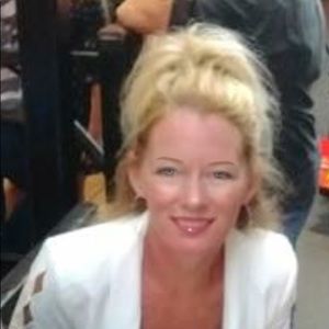 Meet your Posher, Toni